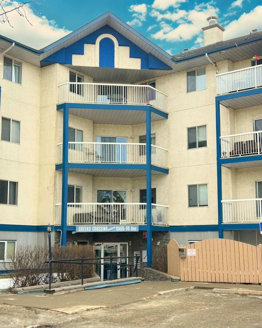 10405 99 Avenue - 104